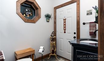 171 Camp Davis Rd, Banner Elk, NC 28604