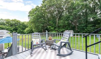 180 Mesa Dr, North Kingstown, RI 02852