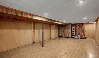 24 Ventura Dr, Brooklyn, CT 06234