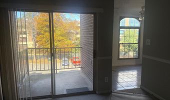 3300 WOODBURN VILLAGE Dr 23, Annandale, VA 22003