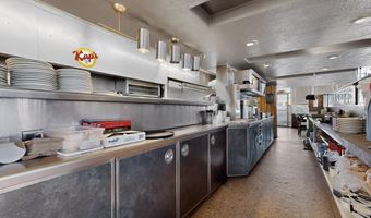 5801 Central Ave NE, Albuquerque, NM 87108