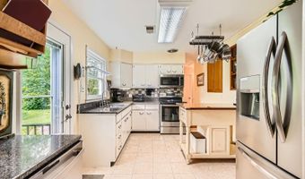 12105 LANHAM SEVERN Rd, Bowie, MD 20720