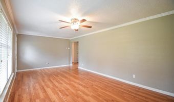139 Factory Dr, Austin, IN 47102