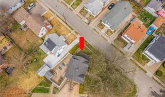 381 Auburn St, Cranston, RI 02910