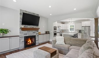 130 Jackson Schoolhouse Rd, Burrillville, RI 02859