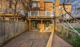 4619 MAYHUNT Ct, Alexandria, VA 22312