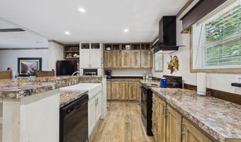 425 Pfeiffer Rd, Batesville, AR 72501