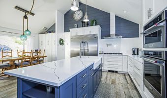 100 Grandview Ln, Bayview, ID 83803