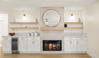 2070 Basswood Ave, Carlsbad, CA 92008