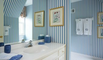 12215 DREWS Ct, Potomac, MD 20854