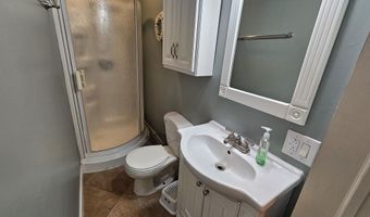 813 W 4th St, Bicknell, IN 47512
