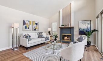3150 Phoenix Ln, Alameda, CA 94502
