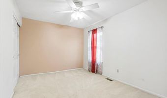 208 Kylewood Ct, Ballwin, MO 63021