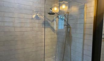 3372 GUNSTON, Alexandria, VA 22302