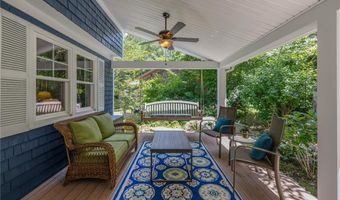 68 Daniel Dr, North Kingstown, RI 02852