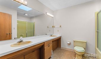 99 Odonald Rd, Asheville, NC 28806