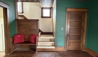 516 SE 10th Ave, Aberdeen, SD 57401