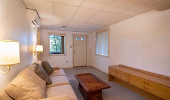 547- B KING St 17B, Basye, VA 22810