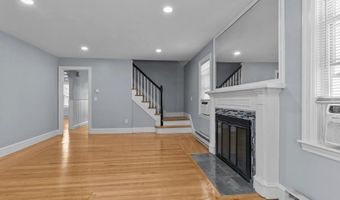 74 Leslie St, Cranston, RI 02910