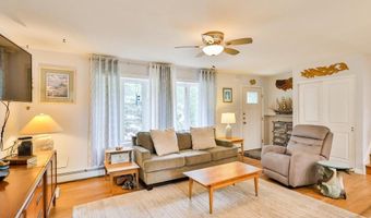 2487 S 6TH St, Allentown, PA 18103