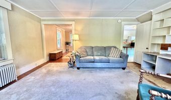 42 S Main St, Brookline, NH 03033