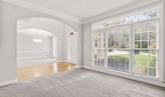 3425 Kingsland Cir, Berkeley Lake, GA 30096