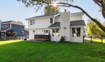 1422 Alderwood Dr, Altoona, IA 50009