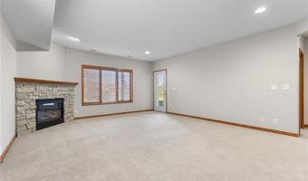 2535 Superior Ln NW, Rochester, MN 55901