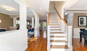 102 Fairhaven Rd, Cumberland, RI 02864