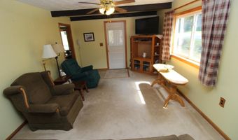 28 Charles St, Belfast, ME 04915