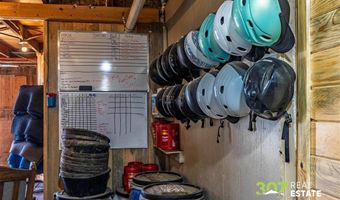 3080 3064 North Fork Hwy, Cody, WY 82414