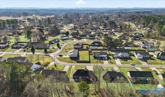 160 Shaw St, Albertville, AL 35950