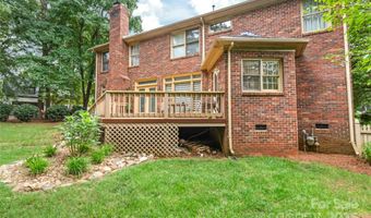 8600 Brownes Pond Ln, Charlotte, NC 28277