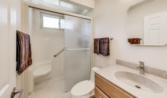 206 W Hintz Rd, Arlington Heights, IL 60004