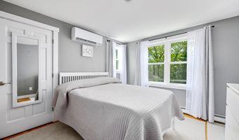 284 Bragg's Ln, Barnstable, MA 02630
