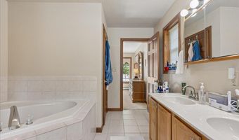 13 Coles Cv, Bar Harbor, ME 04609