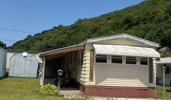 6 New St, Beacon Falls, CT 06403