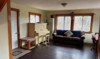 20 Monument Rd, Abbot, ME 04406