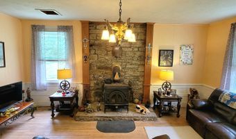 8079 Wayside Creamery Rd, Alderson, WV 24910