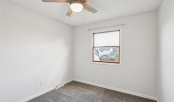 1309 6th Ave SE, Altoona, IA 50009