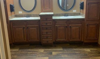 21651 Holt Rd, Athens, AL 35613