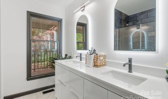 8 Indian Ridge Rd, Asheville, NC 28803