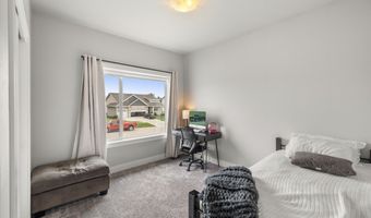 604 Meadow Rd, Adel, IA 50003