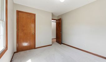 8768 Meadowridge Ln, Indianapolis, IN 46217