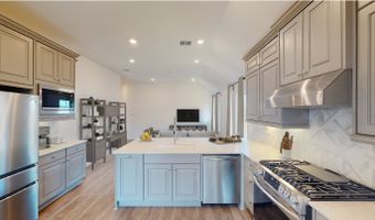 2139 Mosaic Valley Ct, Angleton, TX 77515