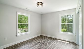 443 Fremont Ave, Bayville, NJ 08721