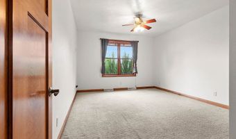1892 N SUNRISE Ln, Appleton, WI 54913