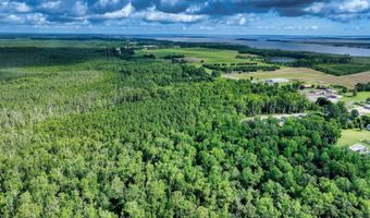 4468 Caratoke Hwy, Barco, NC 27917