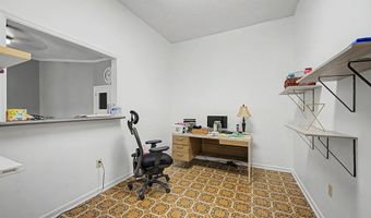 216 Pine Bluff Rd, Albany, GA 31705