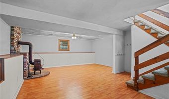 125 Lewis Farm Rd, Coventry, RI 02827